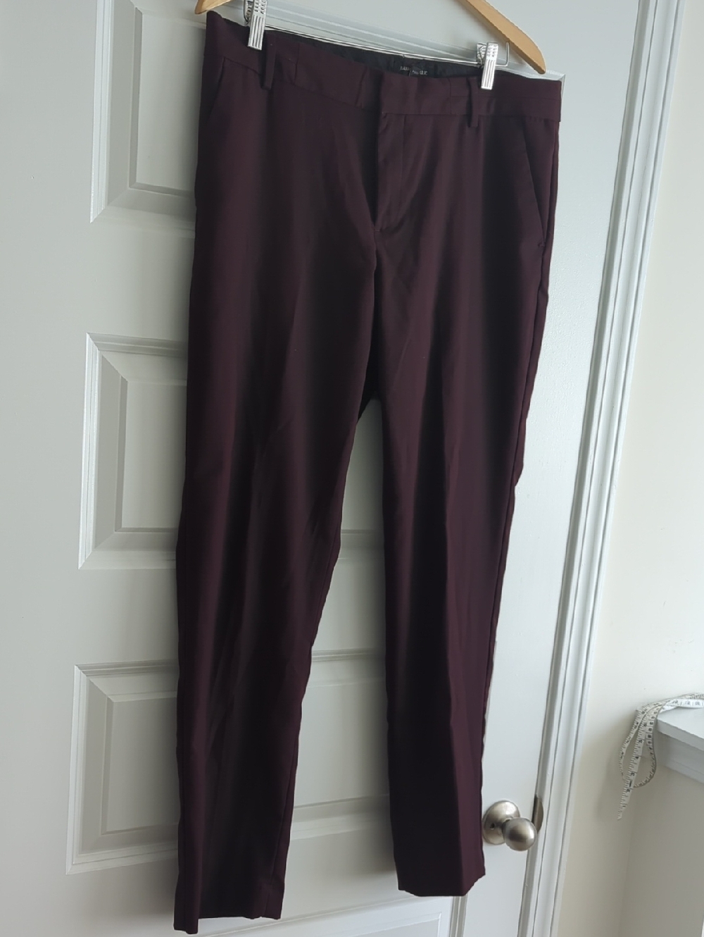Banana Republic Women's Tailored Pants Deep Burgundy Waist 19 Rise 12 Inseam 30